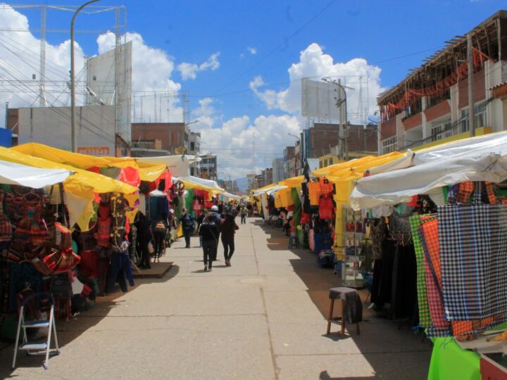 HUANCAYO: FERIA DOMINICAL VUELVE DESPUÉS DE UN AÑO Y MEDIO, TRAS EL CORONAVIRUS